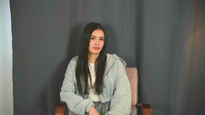 ElainaHeverin live cam on Cam4