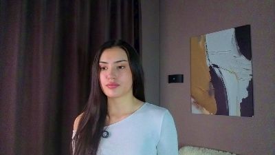 ElainaHeverin live cam on Cam4