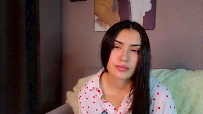 ElainaHeverin live cam on Cam4