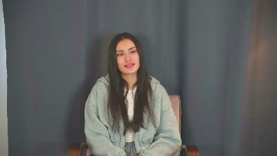 ElainaHeverin live cam on Cam4