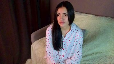ElainaHeverin live cam on Cam4