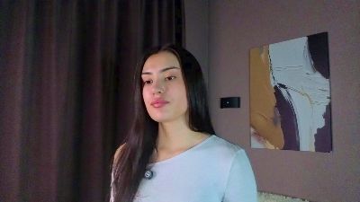 ElainaHeverin live cam on Cam4