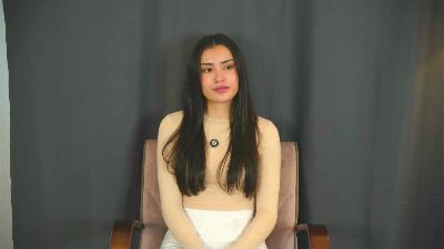 ElainaHeverin live cam on Cam4
