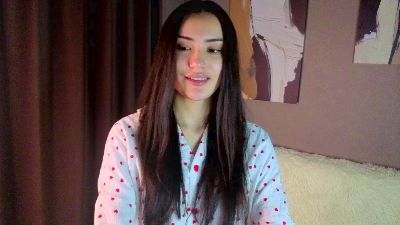 ElainaHeverin live cam on Cam4