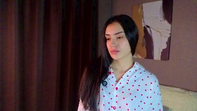 ElainaHeverin live cam on Cam4
