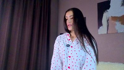ElainaHeverin live cam on Cam4