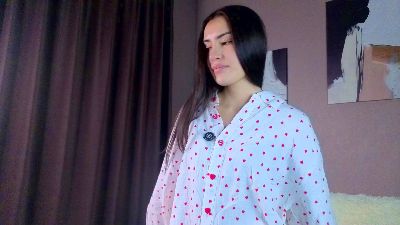 ElainaHeverin live cam on Cam4