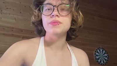 ElainaSynnott live cam on Cam4