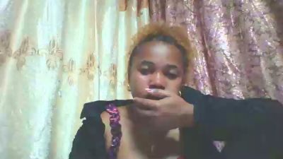 Elaniesexy live cam on Cam4