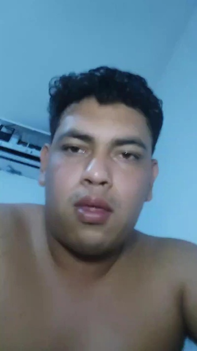 Elbeberuki live cam on Cam4