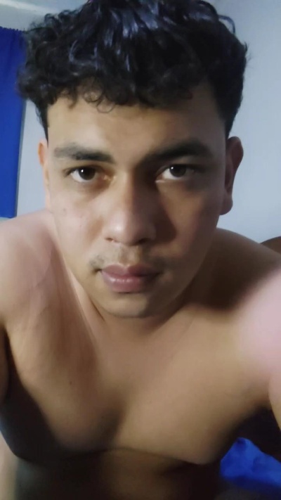 Elbeberuki live cam on Cam4