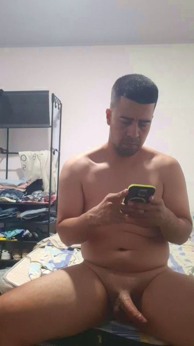 Elbuenon88 live cam on Cam4