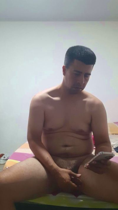 Elbuenon88 live cam on Cam4