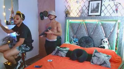 Elchino22xxl live cam on Cam4