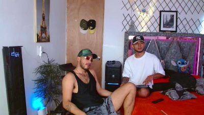 Elchino22xxl live cam on Cam4
