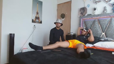 Elchino22xxl live cam on Cam4