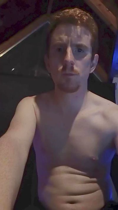 Elcolo94 live cam on Cam4