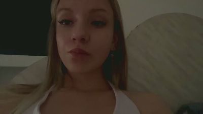 EleanorCotton live cam on Cam4