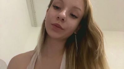 EleanorCotton live cam on Cam4