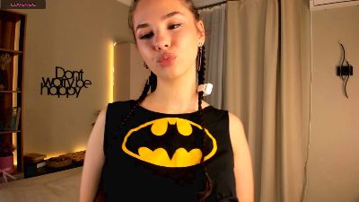 EleanoraMarton live cam on Cam4