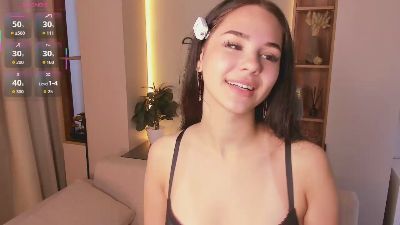 EleanoraMarton live cam on Cam4
