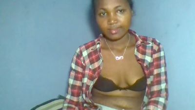 Elegan live cam on Cam4