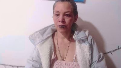 Elektra_momy live cam on Cam4