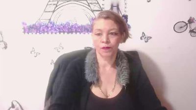 Elektra_momy live cam on Cam4