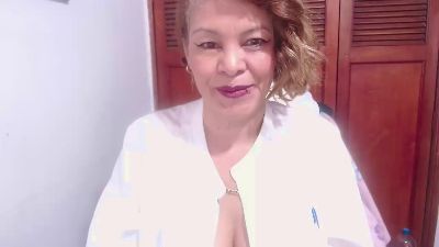 Elektra_momy live cam on Cam4