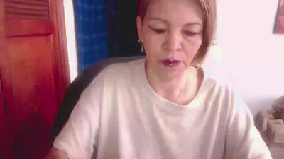 Elektra_momy live cam on Cam4