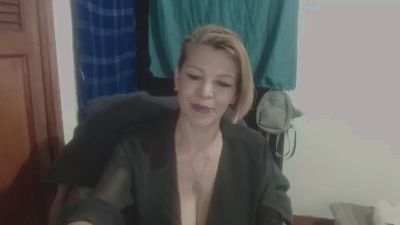Elektra_momy live cam on Cam4