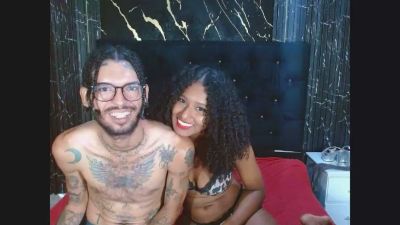 ElenaCartero live cam on Cam4