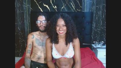 ElenaCartero live cam on Cam4