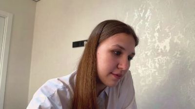 ElenaLoli live cam on Cam4