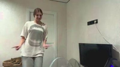 ElenaLoli live cam on Cam4