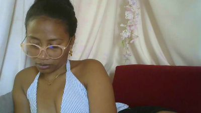 ElenaVibe2 live cam on Cam4