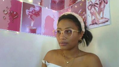 ElenaVibe2 live cam on Cam4