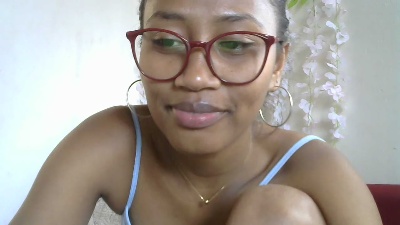 ElenaVibe2 live cam on Cam4