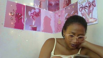 ElenaVibe2 live cam on Cam4