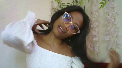 ElenaVibe2 live cam on Cam4