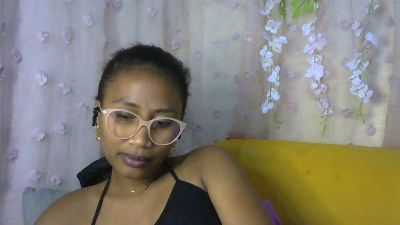ElenaVibe2 live cam on Cam4