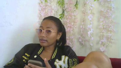 ElenaVibe2 live cam on Cam4