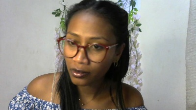 ElenaVibe live cam on Cam4