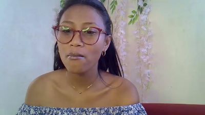 ElenaVibe live cam on Cam4