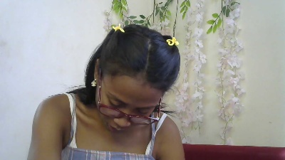ElenaVibe live cam on Cam4