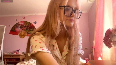 EleneLambie live cam on Cam4
