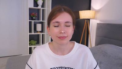 EleniPuca live cam on Cam4