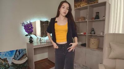 ElenorCerny live cam preview