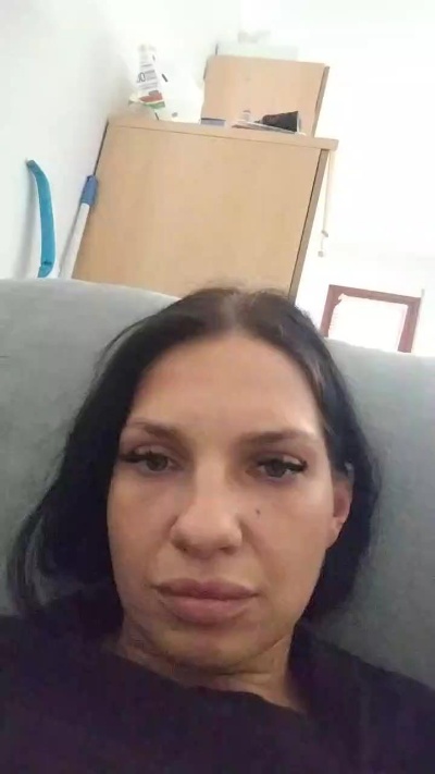 Elettra06 live cam on Cam4