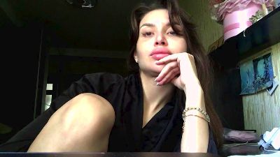 ElfriedaEken live cam on Cam4